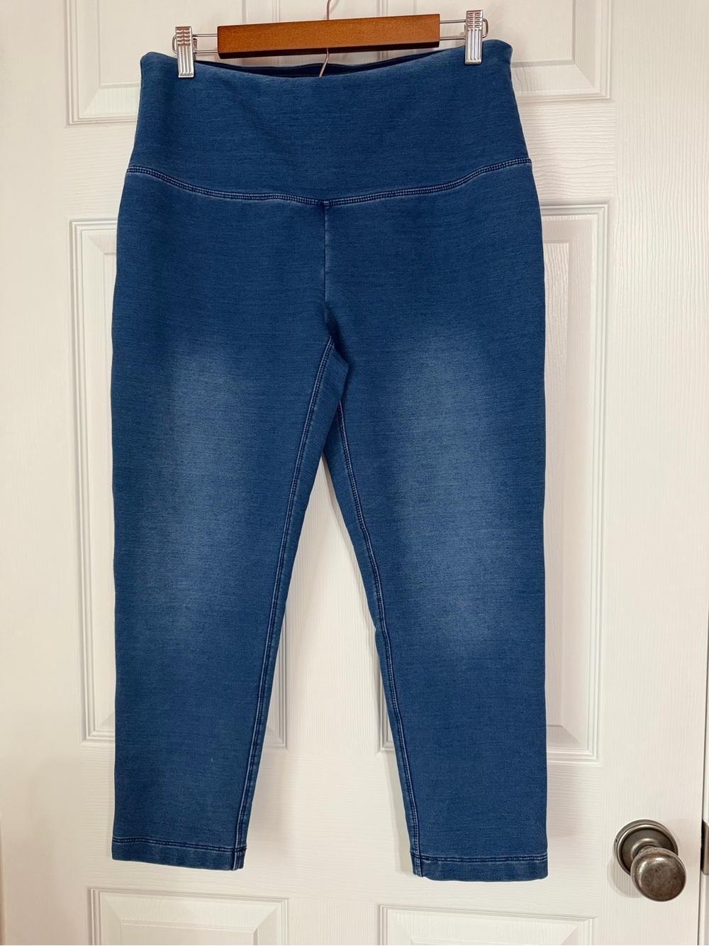 Zenergy by Chico's Crop Denim Leggings